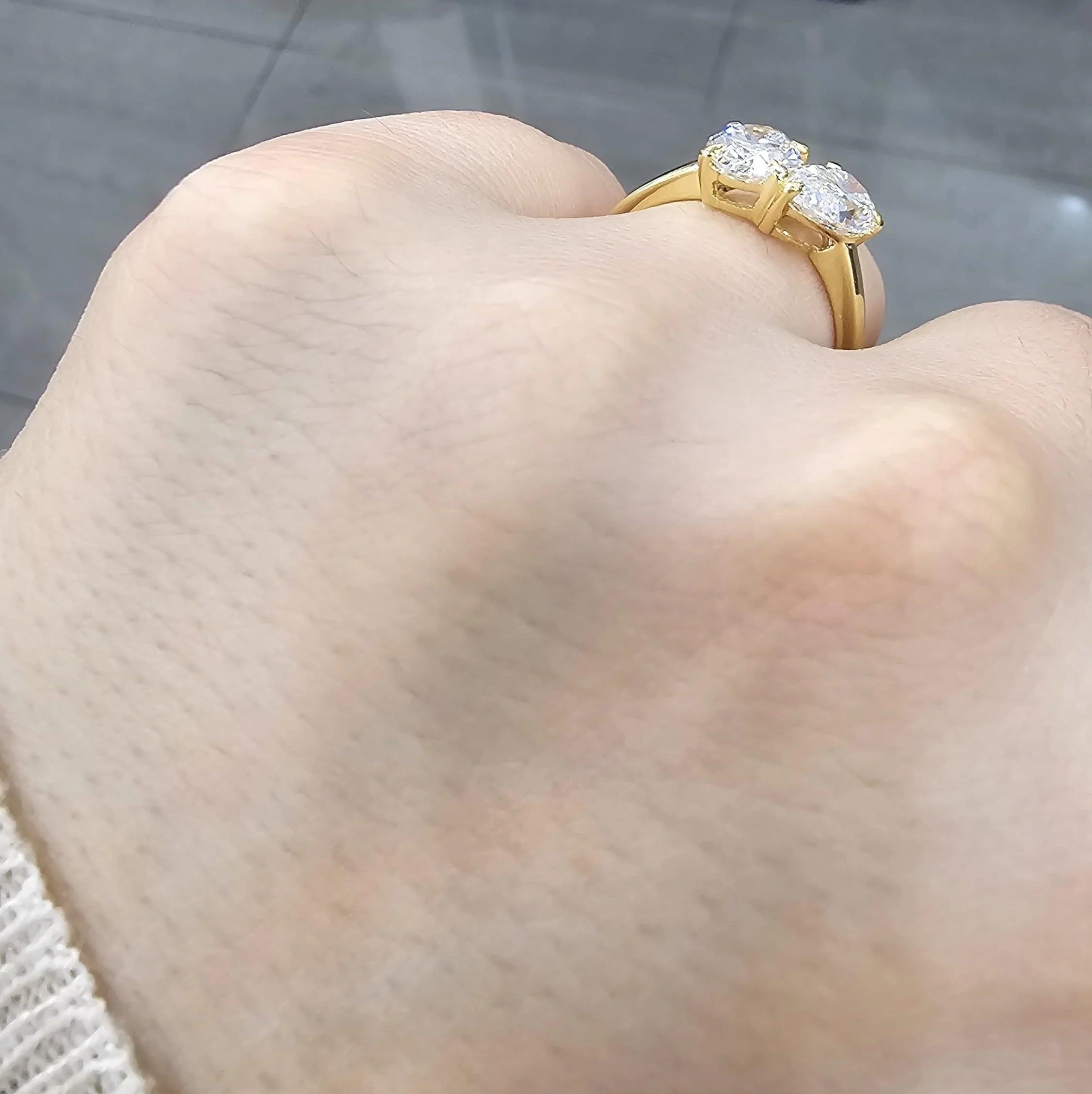 Thumb 4